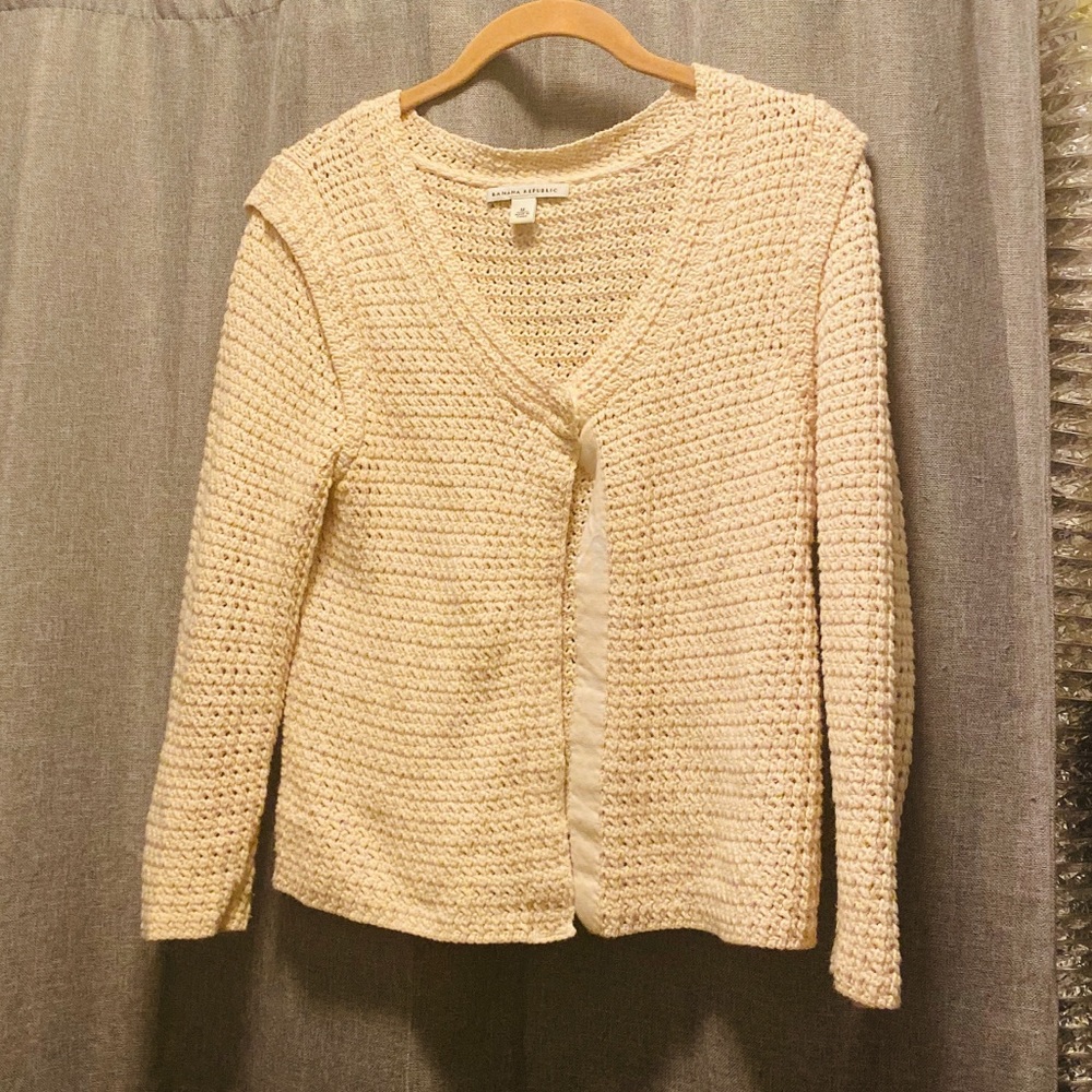 Great quality knit cardigan